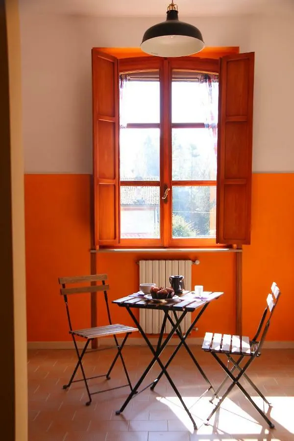 Senza Tempo Room & Breakfast Grazzano Visconti 3*,  Italy
